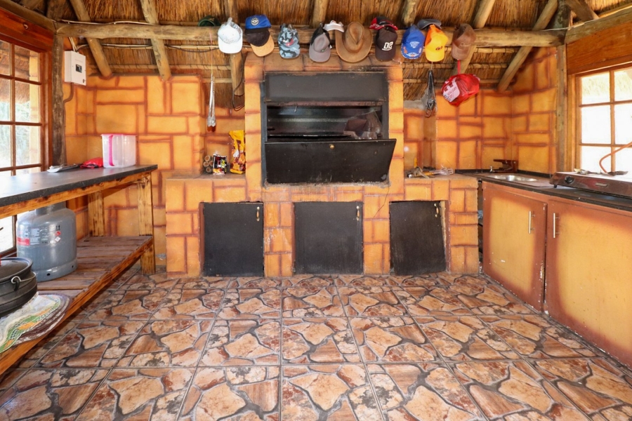 4 Bedroom Property for Sale in La Hoff North West
